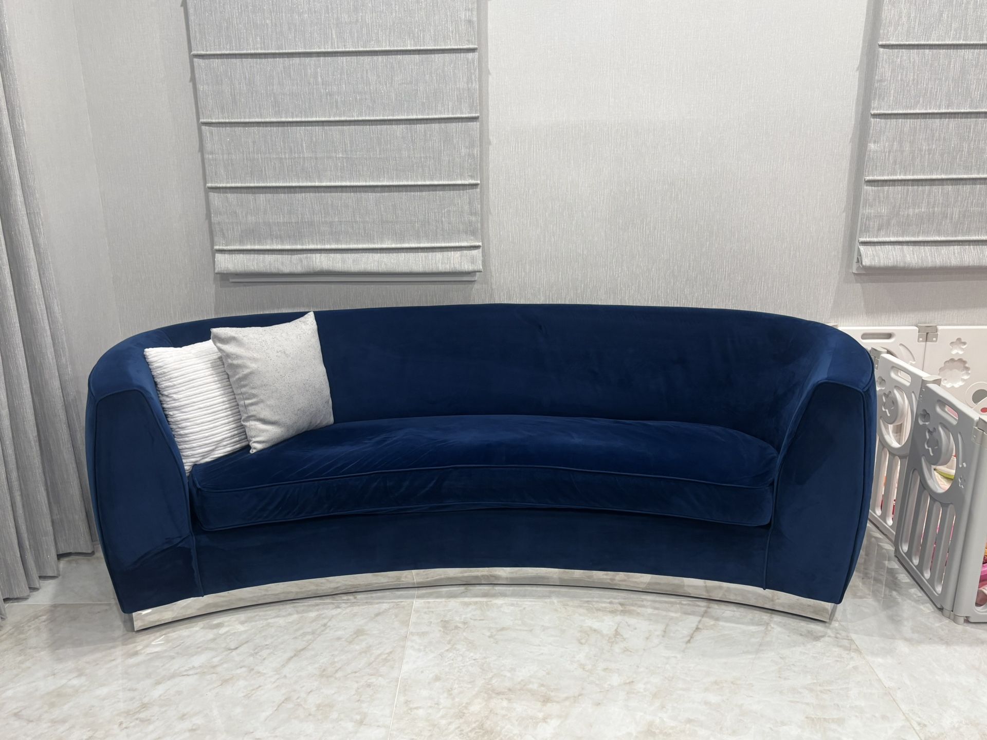 Meridian Sofa