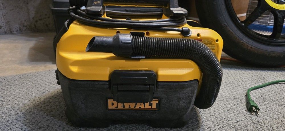 DEWALT 20V MAX Wet/Dry Vacuum, Cordless and Corded