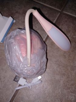 Pet.LED Pink Rabbit Portable Desk Lamp