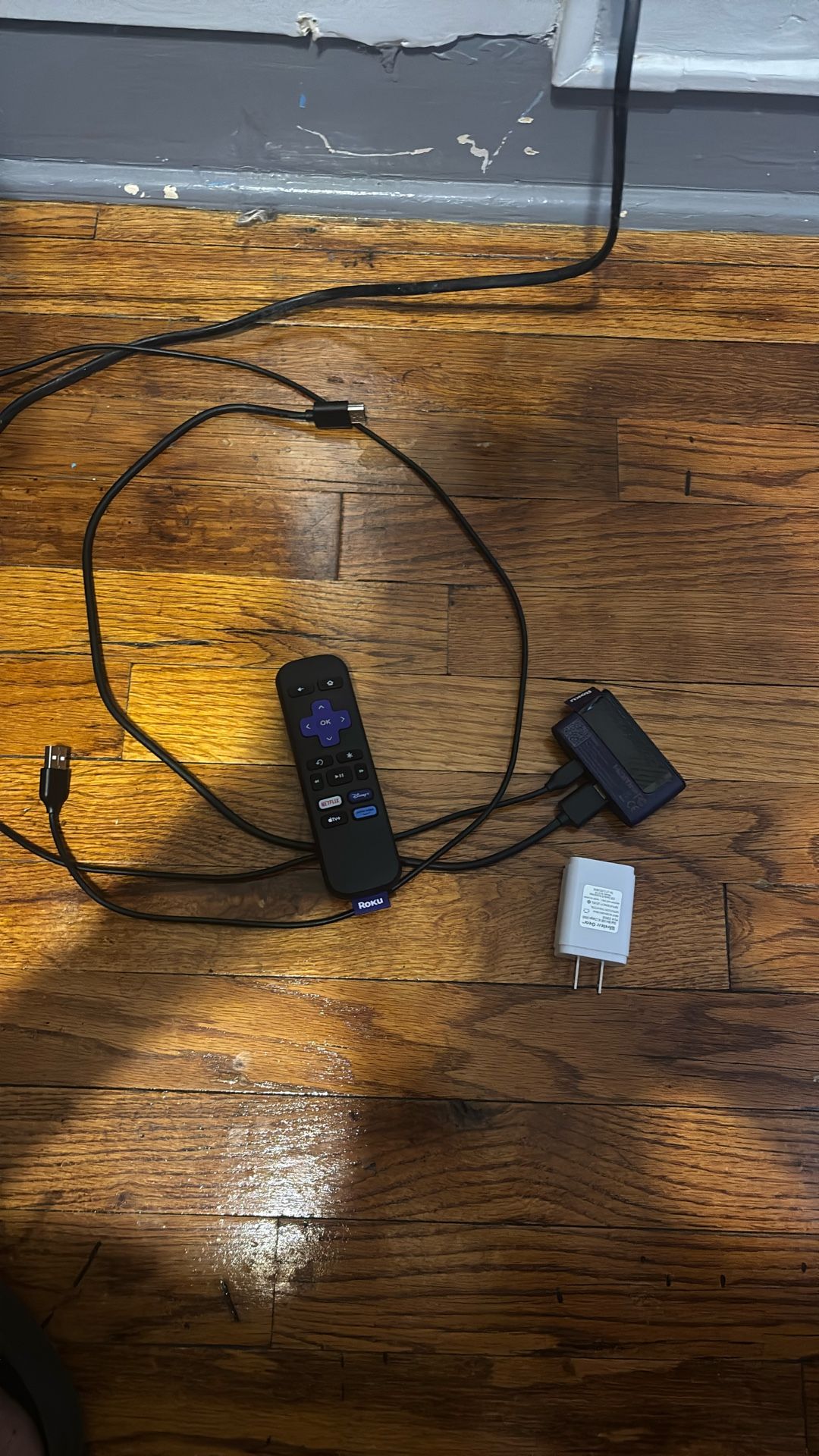 new roku tv set never used no box
