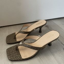 Guess kitten heels