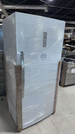 ❤️‍🔥 Frigidaire - 33 in. Wide 20 Cu. Ft Garage Ready Single-Door Refrigerator - White$600