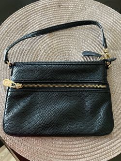 Small purse by Guess