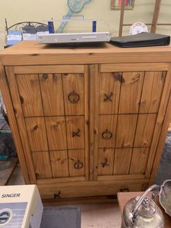 Solid wood cabinet