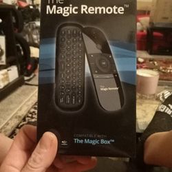 NIB The Magic Remote Keyboard