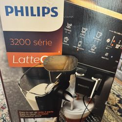 Brand New Philips 3200 Series Latte Go