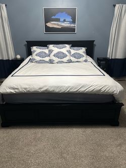 MOVING OUT SALE - Bed and Mattress