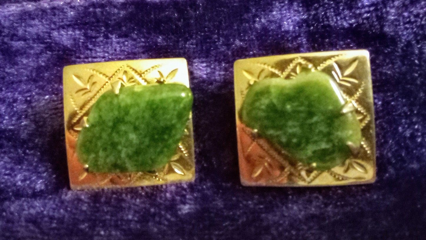 Vintage Green Jade Clip-on Earrings