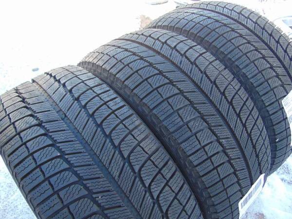 3 Near New 245 45 18 Michelin X-Ice Winter Tires *FULL TREAD*10/32nds*

