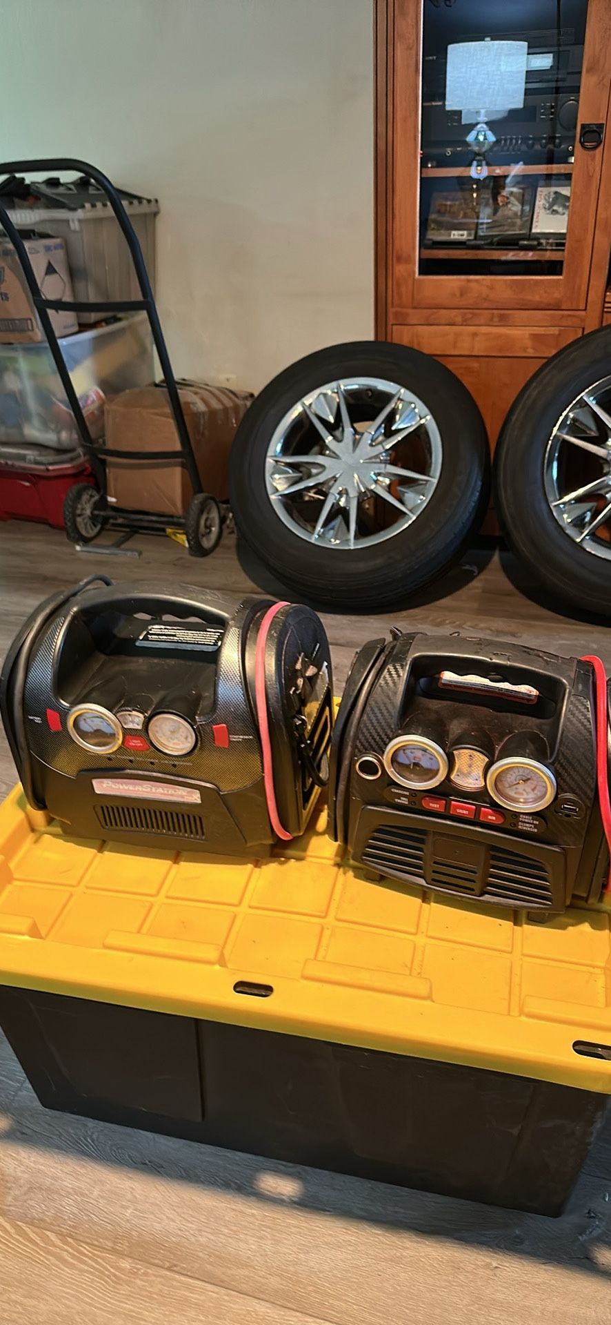 Costco Battery Jumper And Tire Compressor Work Good $40 Each