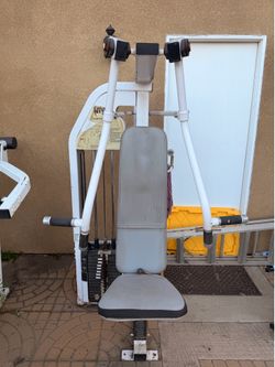 Gym Machine - Vertical Chest
