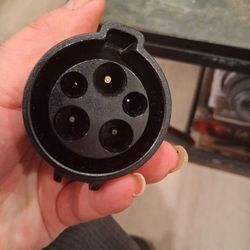 P/n 1067348-00-c Tesla