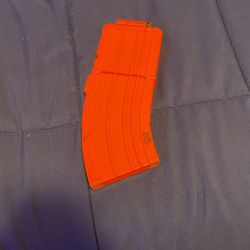 Nerf “Banana Mag” Holds 10 Darts