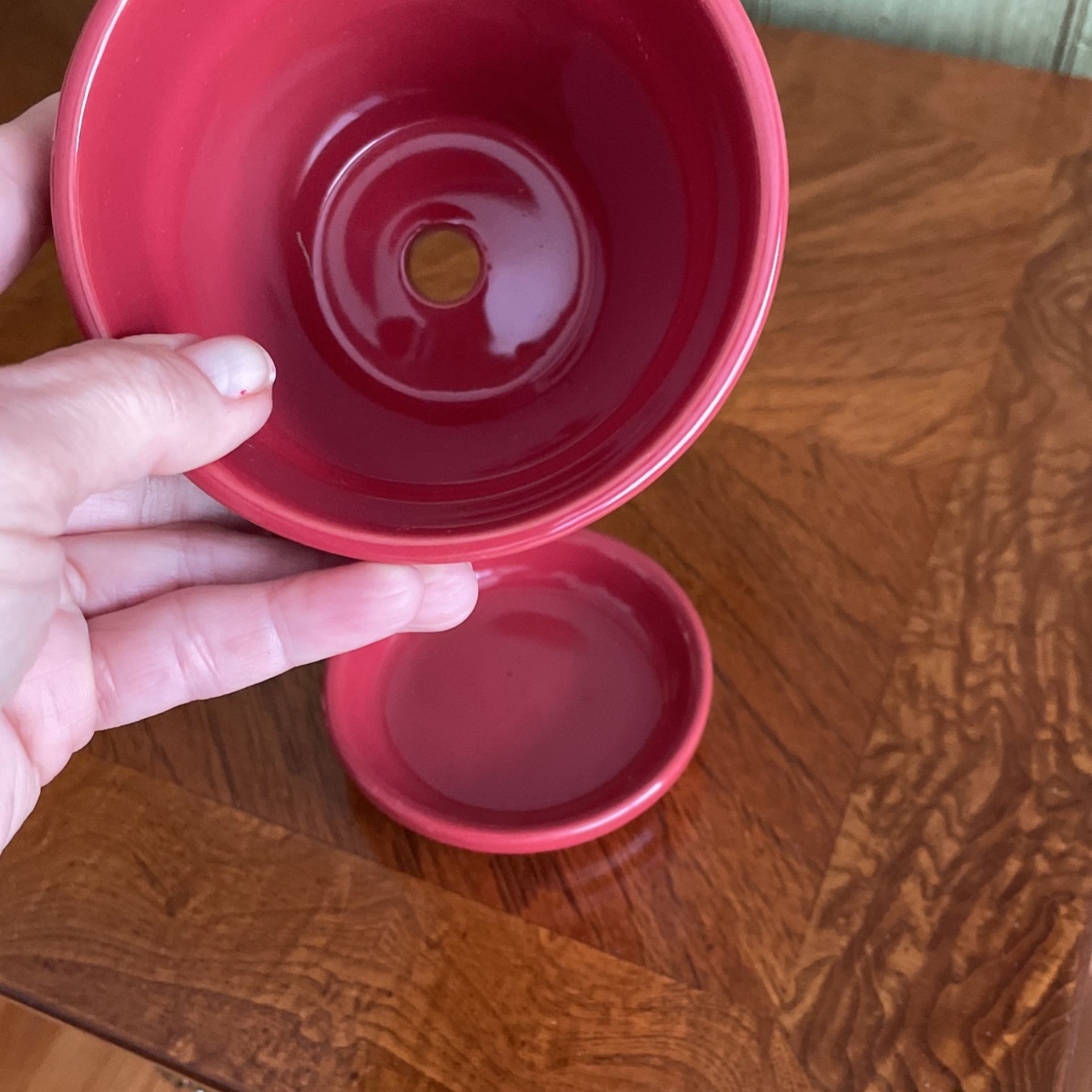 Ceramic plant pot