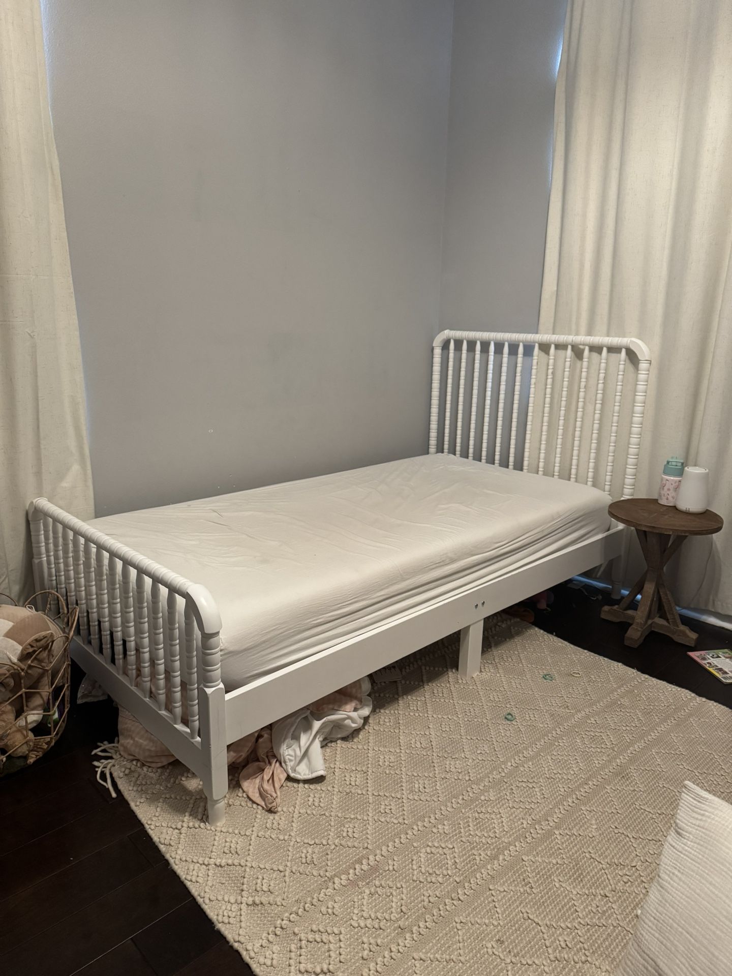 Twin Bed & Mattress