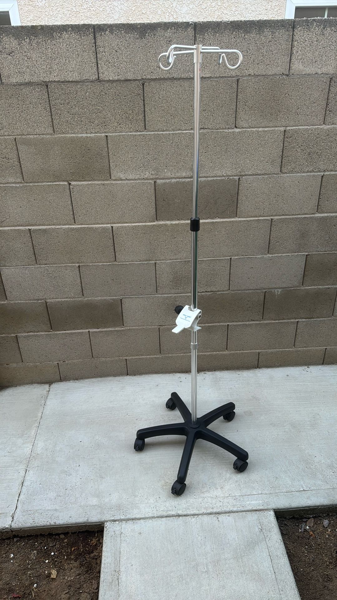 IV Pole