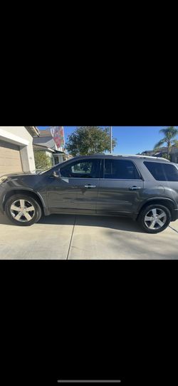 2011 GMC Acadia