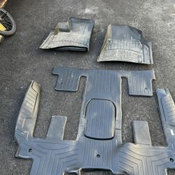 GMC/Traverse WeatherTech Floor Mats