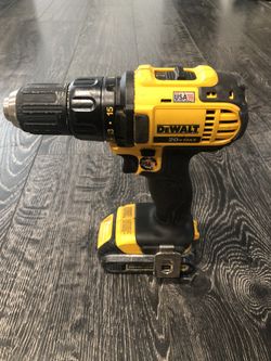 Dewalt 20V drill and battery