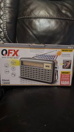 SOLAR RECHARGEABLE BLUETOOTH RADIO AM FM