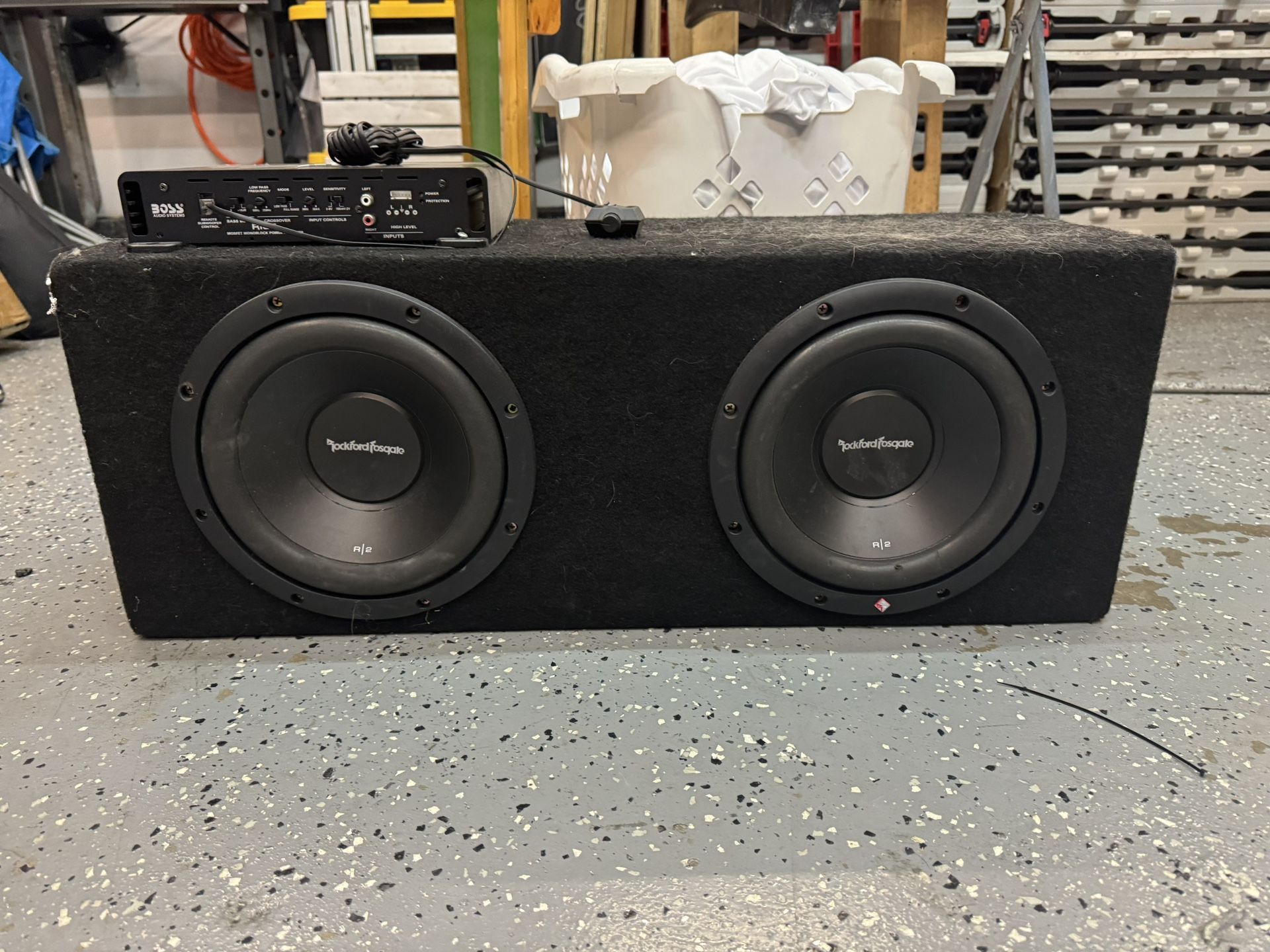 2 10 Inch Rockford Fosgate Subs With Amp And Box