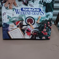 Family Circle Weekend Crafts Binder With Patterns