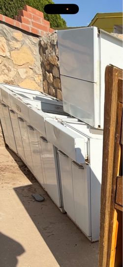 RETRO VINTAGE ExcellentCabinets entire set w drawers  top shelf remodeled home selling all YARBROUGH AREA