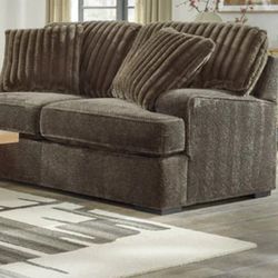 NEW OVER SIZED SOFA New Was 1290 Now 899 Free Rug 