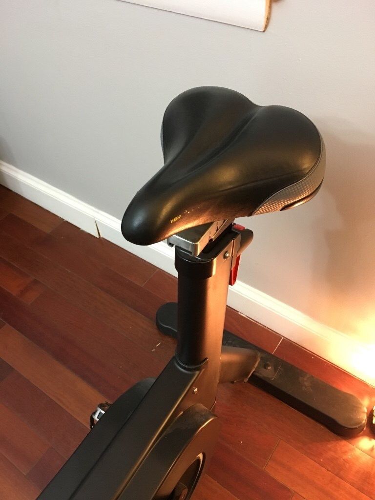 Expresso HD upright exercise bike EUC