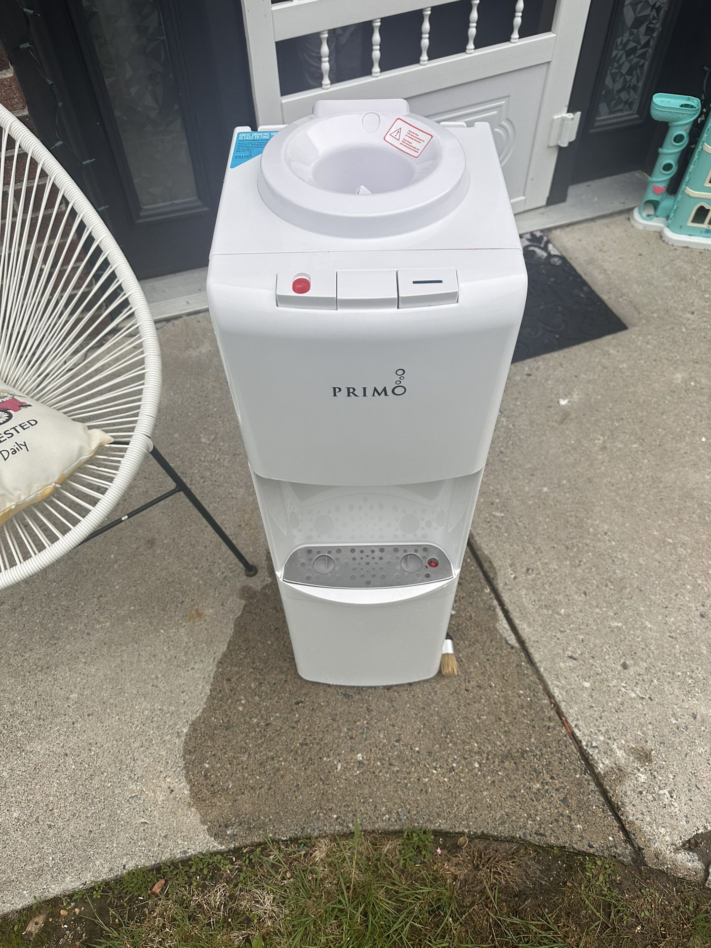 Water Dispenser