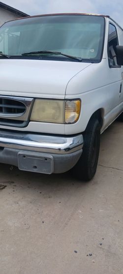 2001 Ford E-150