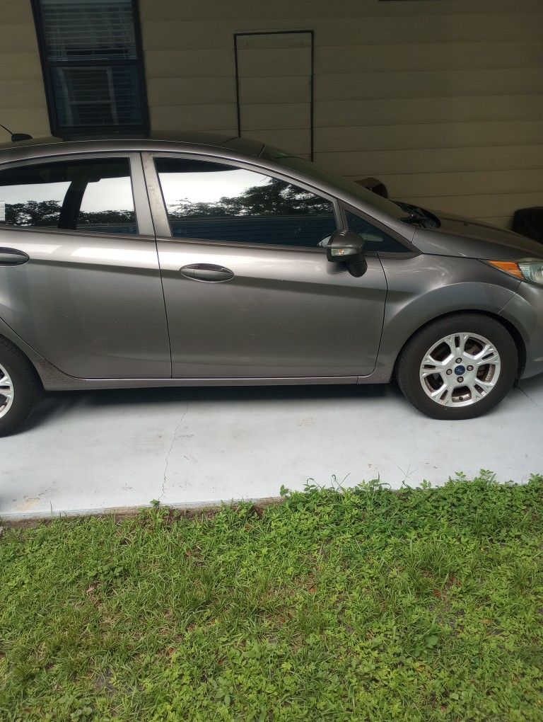 2014 Ford Fiesta