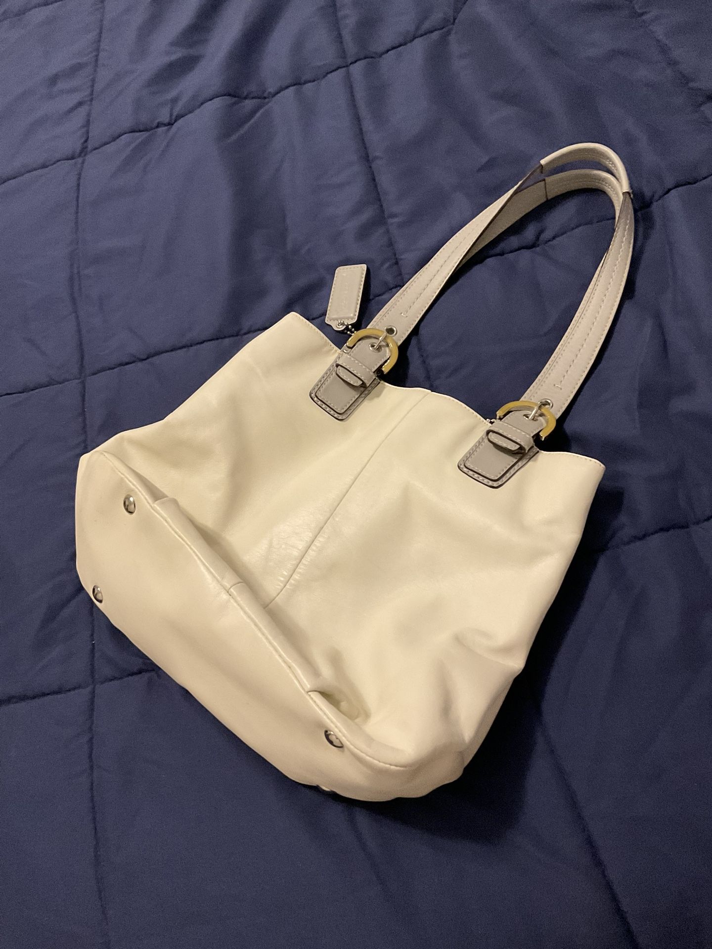 Coach Soho Tote Bag (rare 2006)