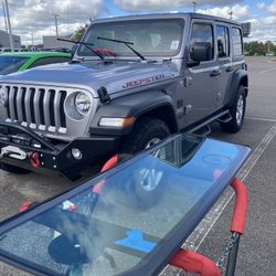 Replace The Windshield Jeep Wrangler 2018-2021