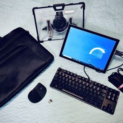 Microsoft Surface Pro 10–🔥 Condition- Marking Down $475 To $800.00 With Accessories 