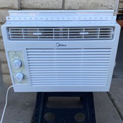 Window Air Conditioner 