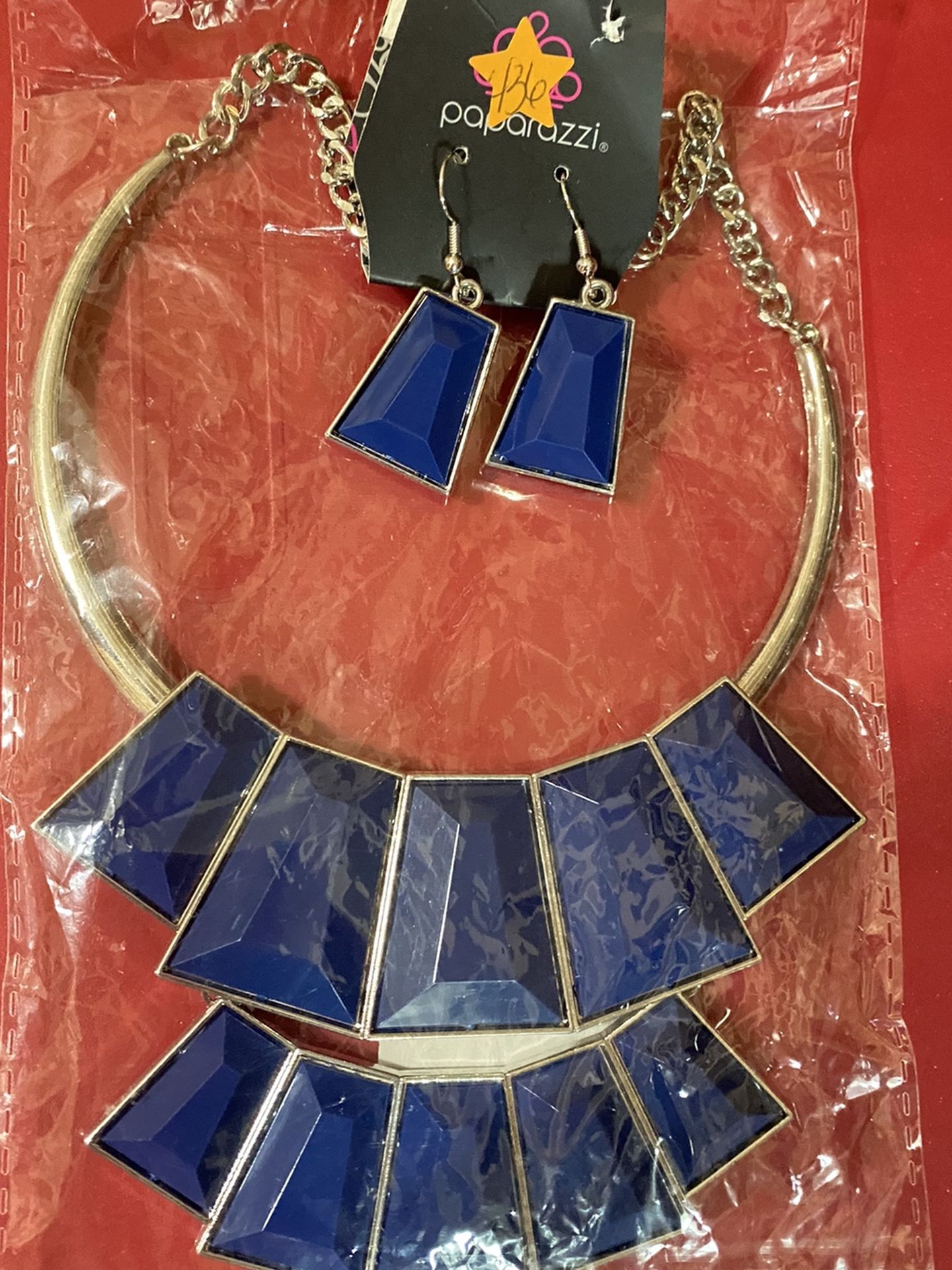 Blue Stoned Silver Toned Jewelry Set