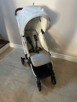 Uppababy minu lightweight stroller