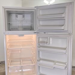 Refrigerator- Kenmore Top Mount Refrigerator & Freezer