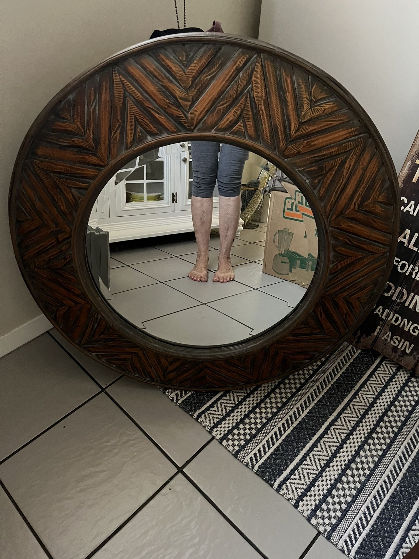 Round Mirror