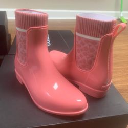New Pink Coach Rain Boots Size 7  New In Original Box Never Worn 