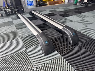 Volkswagen Tiguan roof rack cross bars