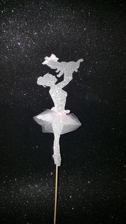 Cake topper