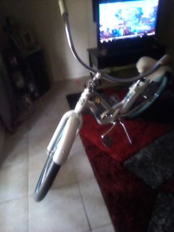 26 Iny Woman Beach Cruiser 