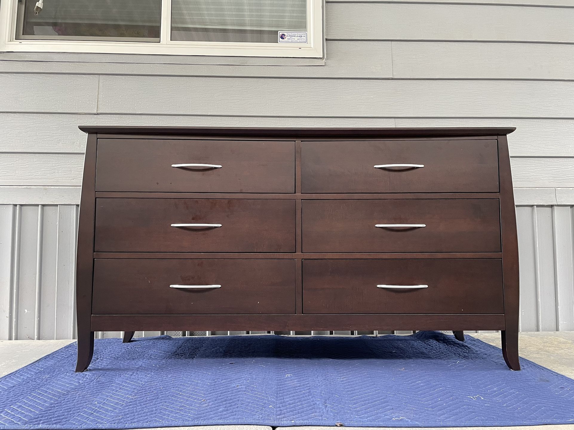 Baronet Dark Wood 6-drawer Dresser