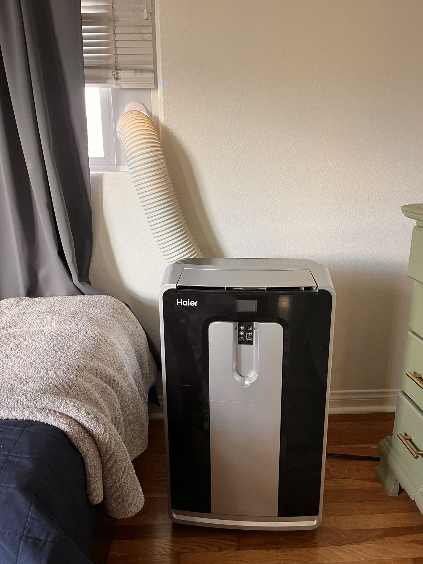 Haier Air Conditioner