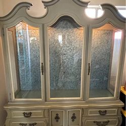 Free!! Hickory China Cabinet 1975