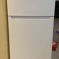 Visanni Refrigerator