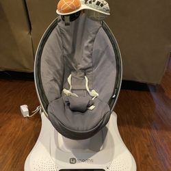 4 Moms Mamaroo