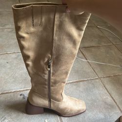 Tall Heeled Boots Color Beige 